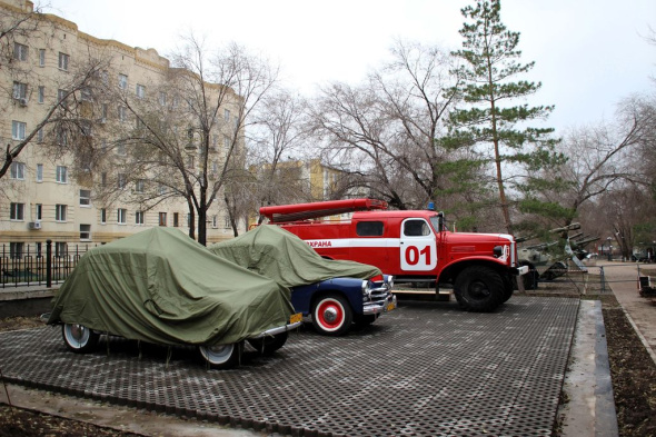 В парк «Салют, Победа!» Оренбурга после реставрации вернули три ретроавтомобиля