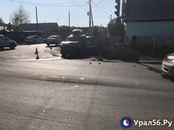 В Орске на пересечении улиц Тагильской и Елшанской произошло ДТП 