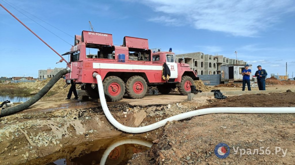 Гуманитарная помощь, откачка воды и дезинфекция: Паводок в Оренбургской области в актуальных цифрах