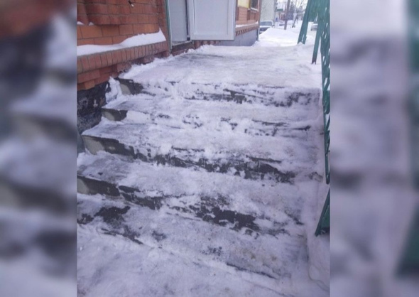Глава Сорочинского ГО пригрозила собственникам торговых точек штрафами за некачественную уборку снега и наледи 