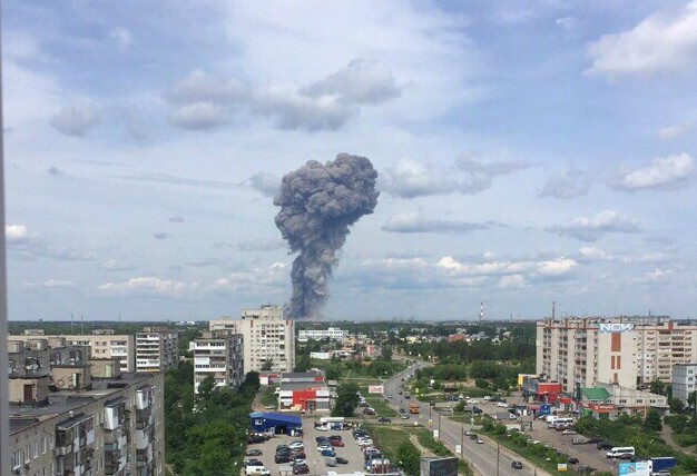 82 человека пострадали от взрывов на заводе «Кристалл» в Дзержинске, фото: соцсети