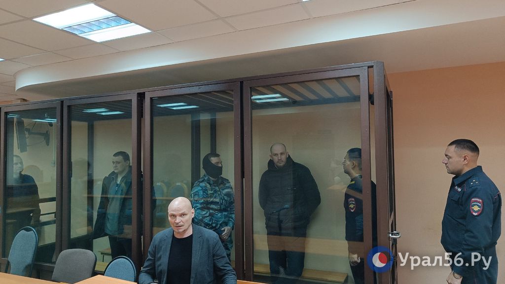 Александр Оршлет и Виктор Бертхольц на судебном заседании