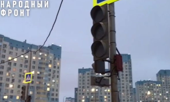 В Оренбурге на ул. Гаранькина, где недавно открыли детскую больницу, до сих пор не работает светофор 