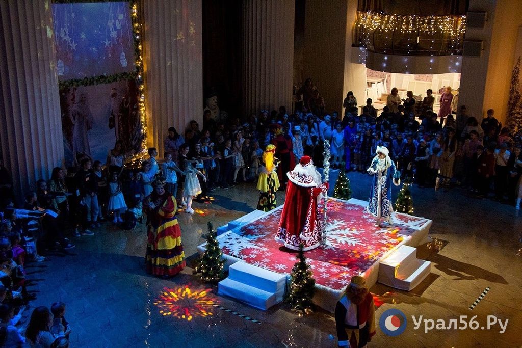 Губернаторская елка в Орске
