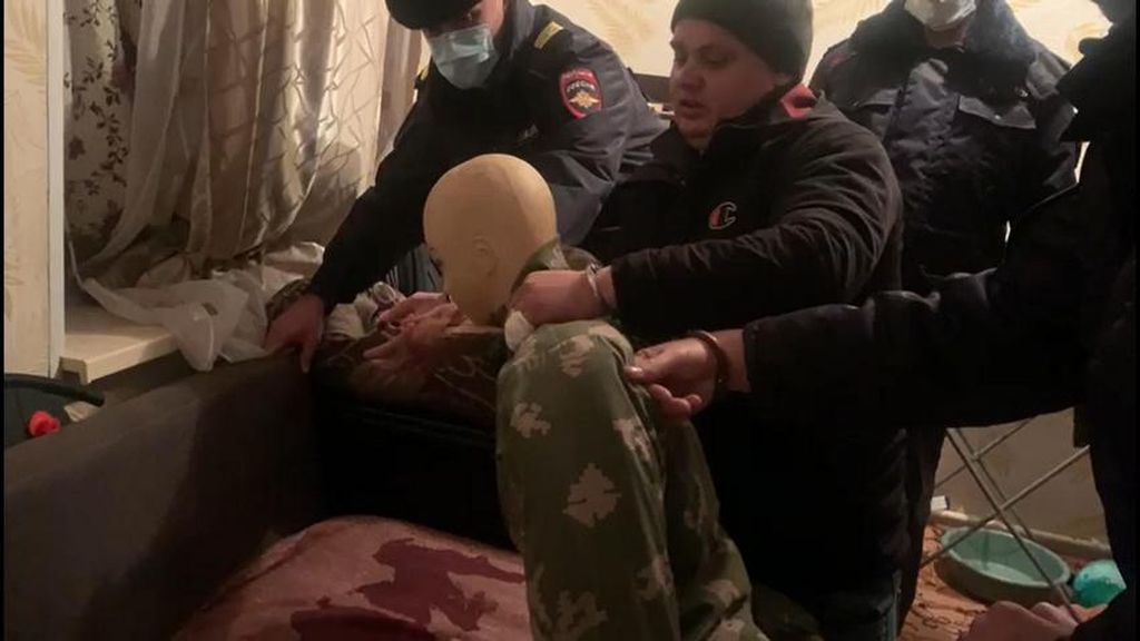 Проверка показаний подозреваемого. Фото: СУ СК РФ по Оренбургской области
