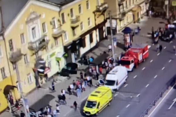 На месте ДТП. Источник: Стоп-кадр с городской камеры видеонаблюдения