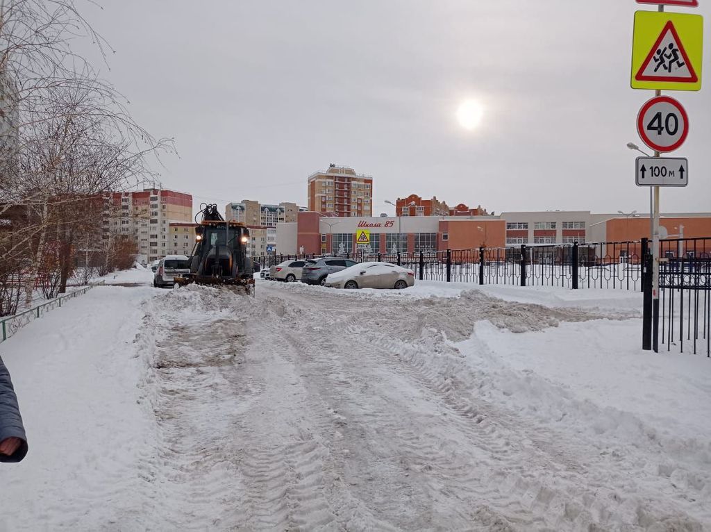 Уборка снега в Оренбурге. Фото: ТГ-канал правительства области