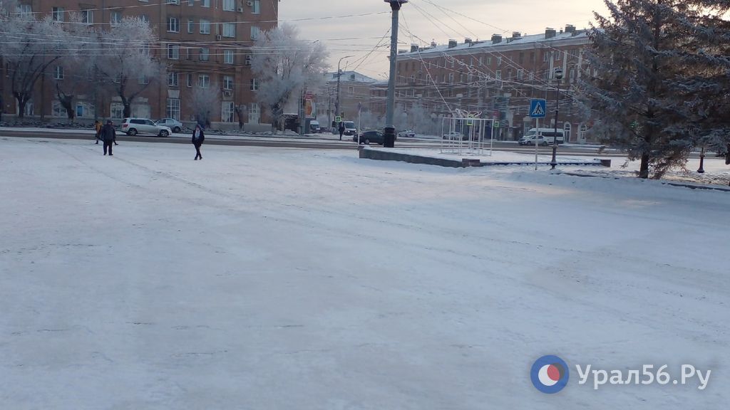 Комсомольская площадь в Орске (30.01.2023)