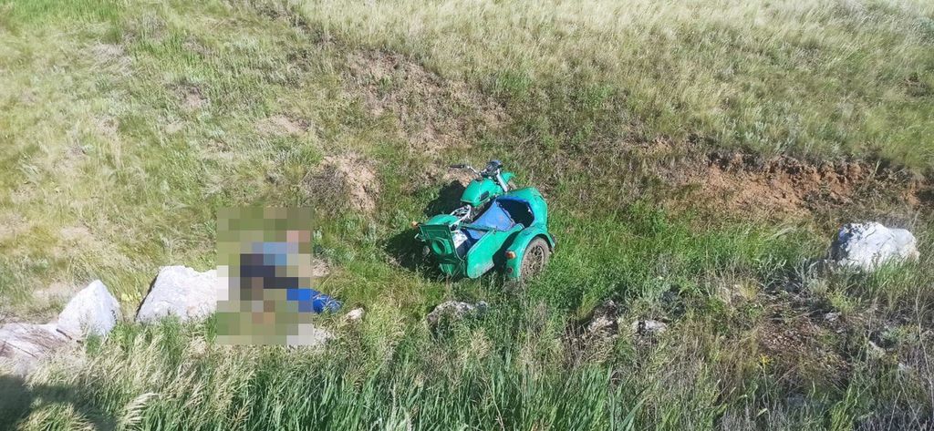 Мотоциклист погиб на месте. Фото: УМВД России по Оренбургской области