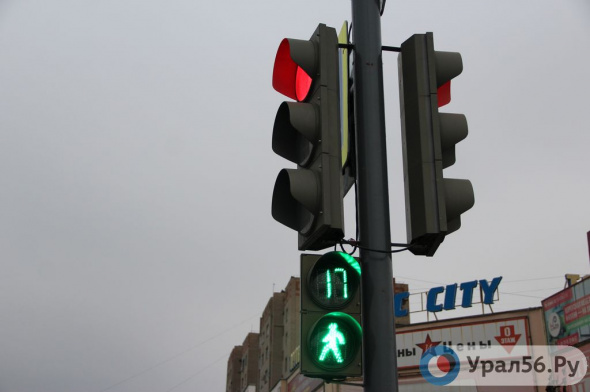 За содержание светофоров и дорожных знаков администрация Орска готова заплатить 4,5 млн рублей