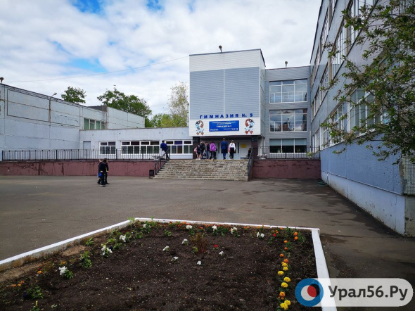 75 учреждений Оренбурга эвакуировали из-за сообщений о возможном минировании