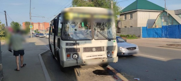5 пассажиров пострадали при столкновении двух автобусов в Оренбурге