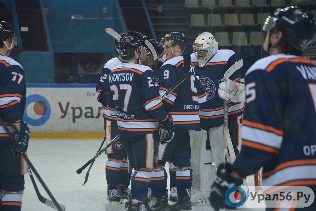 ХК «Южный Урал» во время одного из домашних матчей