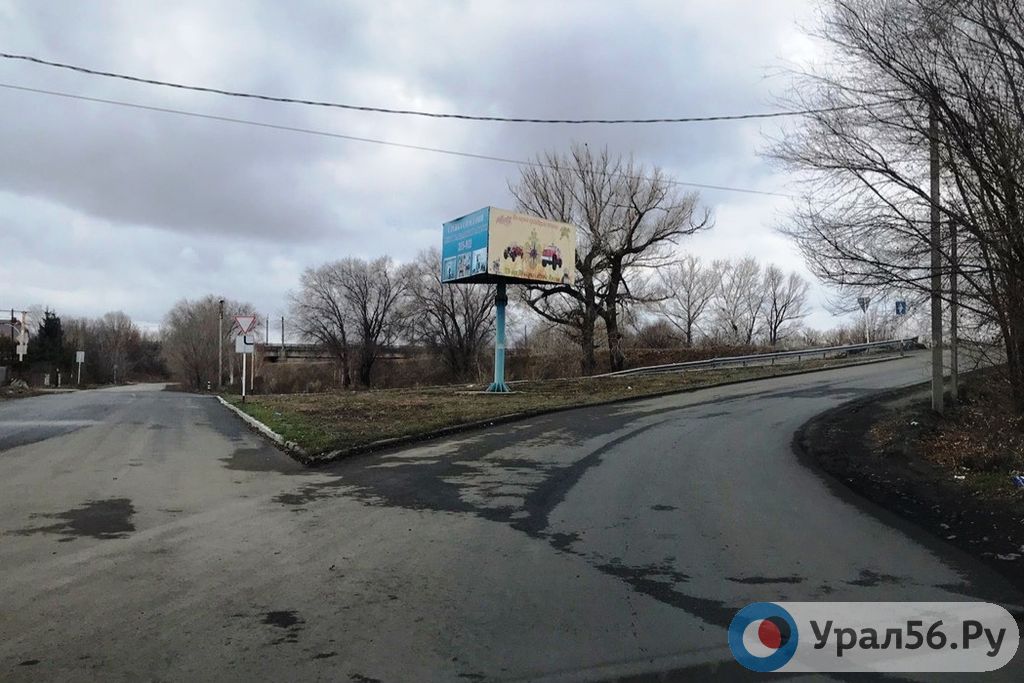 Экс-сотрудника УЖКХ Орска осудили за взятку, полученную за некачественный ремонт дороги в 2019 году
