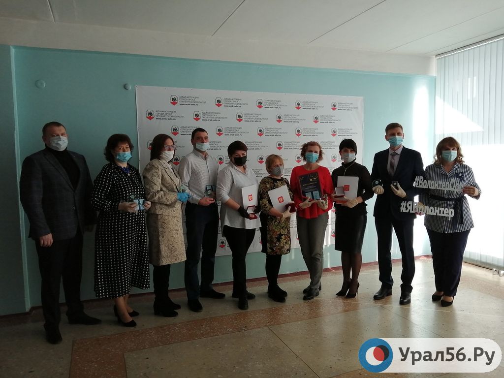ВОЛОНТЁРЫ ДВИЖЕНИЯ ЗОЛОТЫЕ РУКИ АНГЕЛА В ОРСКЕ ПОМОГАЮТ БОЙЦАМ СВО