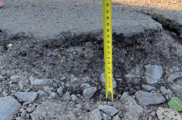 В микрорайоне Солнечный Оренбурга не все дороги после паводка попали в план ремонта на 2026 год