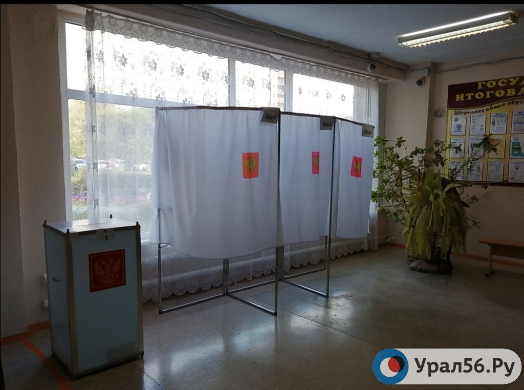 На избирательном участке в Орске, 13 сентября 2020 года