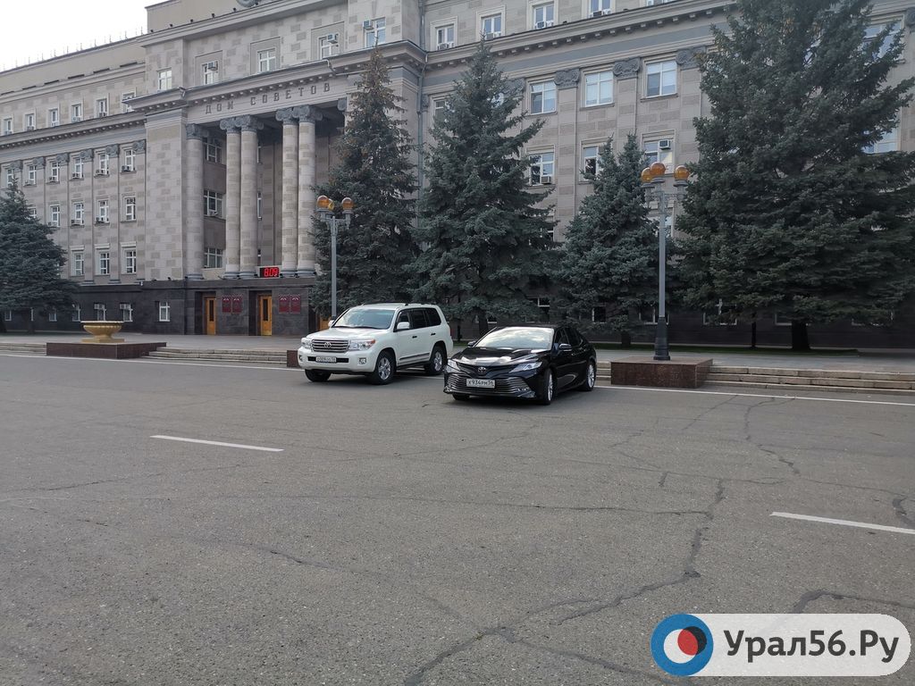 Дом Советов в Оренбурге. Фото из архива