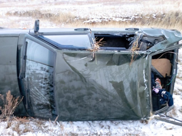 В результате аварии в Адамовском районе пострадали женщина-водитель и 9-летний мальчик. Фото с месте ДТП