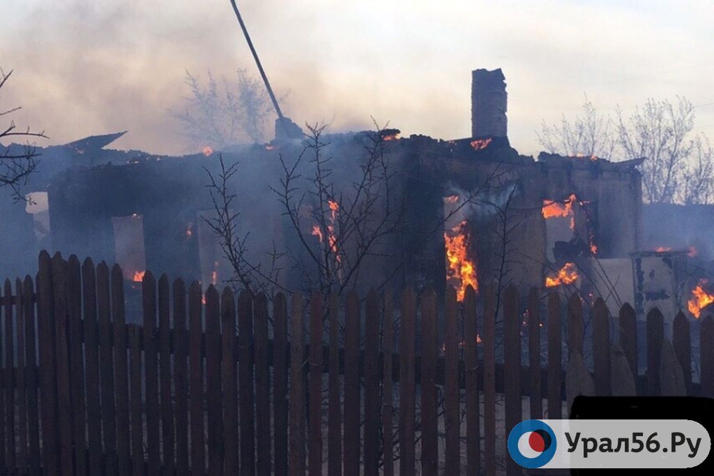 Во время пожара на улице Борисоглебского