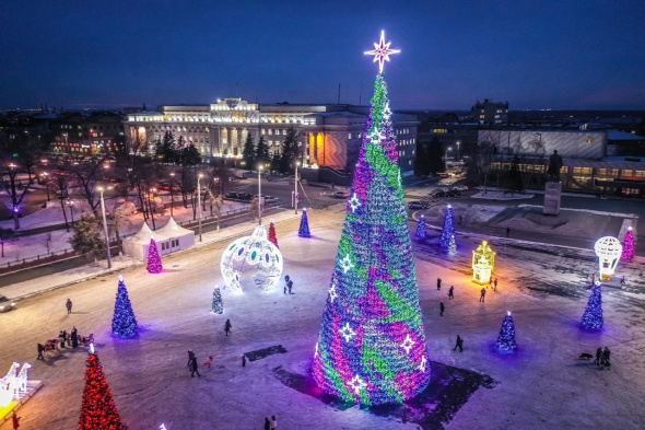 Установку новогоднего городка в Оренбурге планируется начать 29 ноября