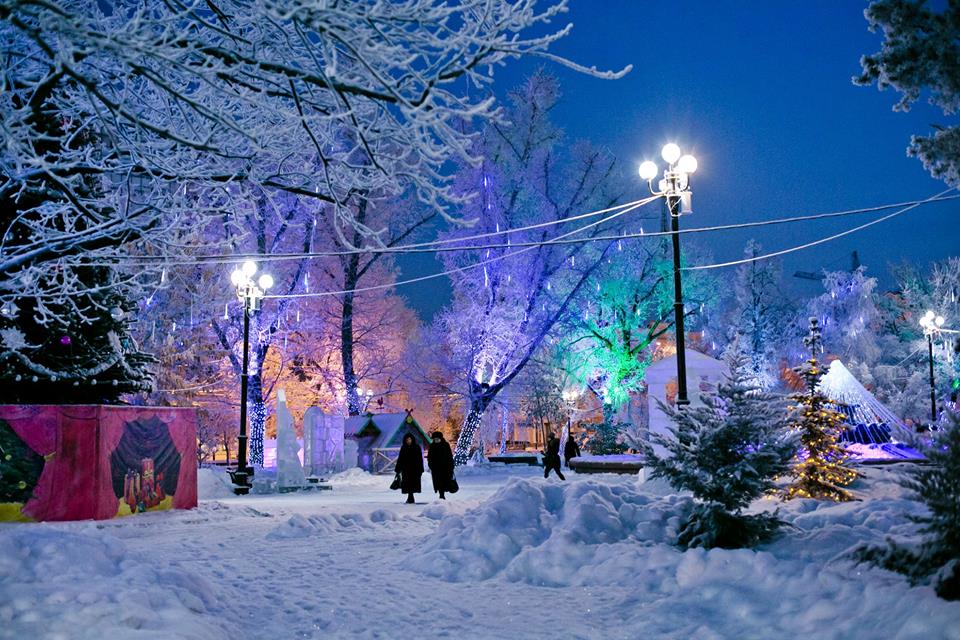 Оренбург VS Орск: какой новогодний городок лучше?