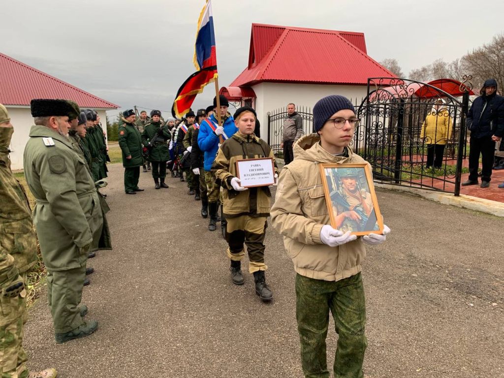 Церемония прощания с военнослужащим. Фото: администрация Бугуруслана