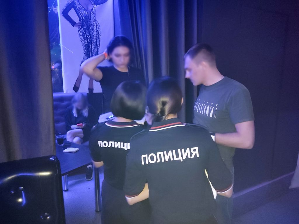 Рейды по ночным заведениям Оренбурга. Фото: УМВД Оренбургской области