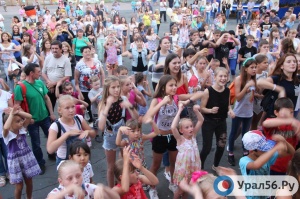 28 июля в Орске состоится танцевальный праздник «Минидиско»