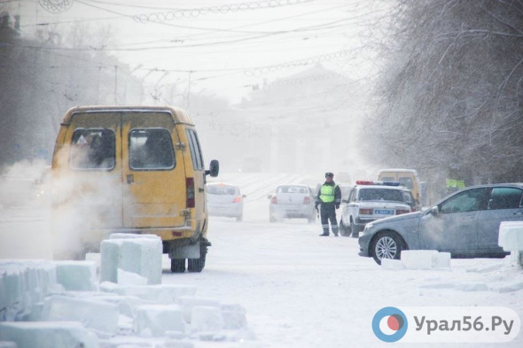 Тариф новогодний: В Оренбурге и Орск 31 декабря растут цены на такси