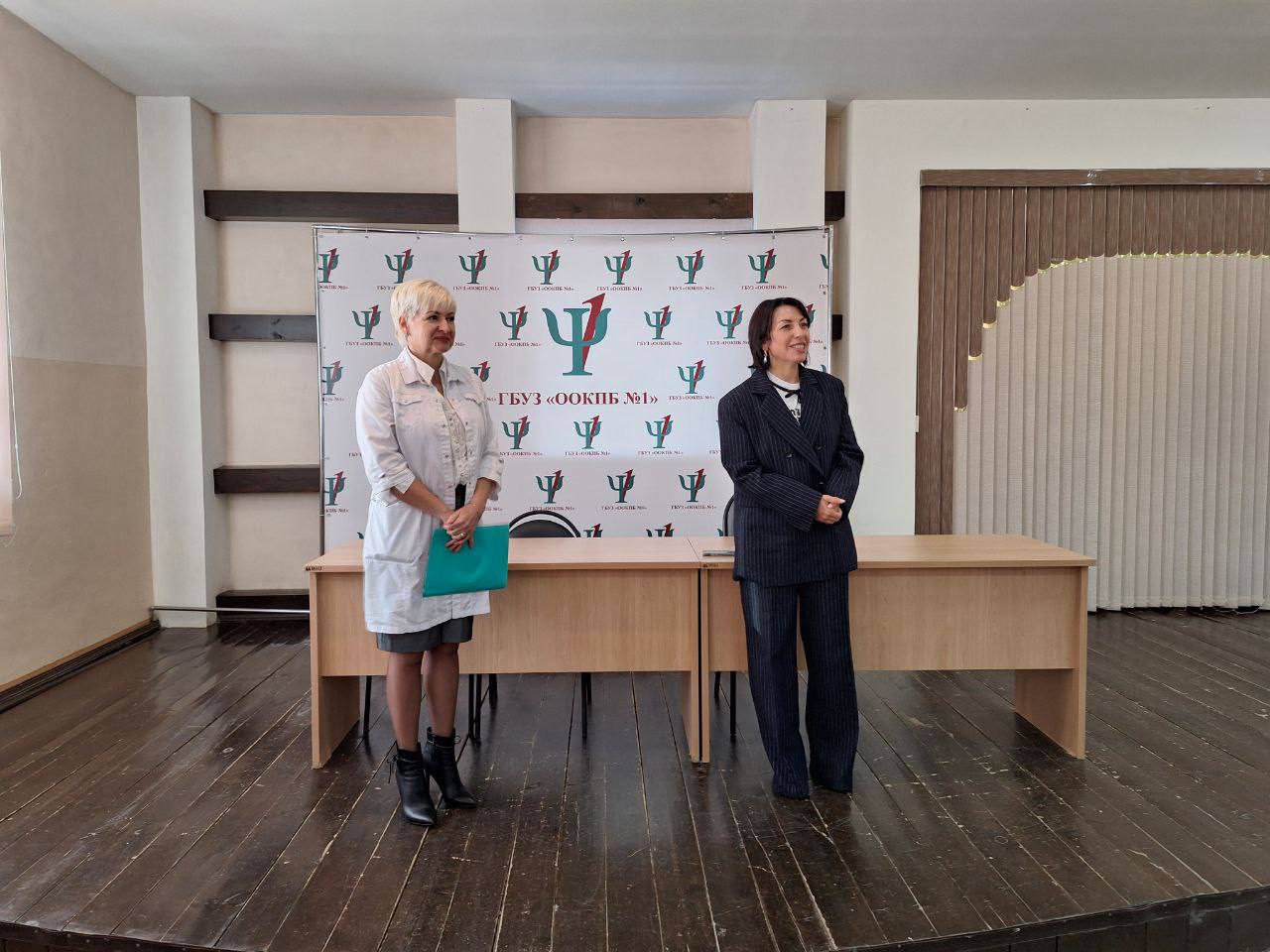 Министр здравоохранения представила коллективу Оренбургской областной психиатрической больницы № 1 нового руководителя Светлану Паляеву. Фото: Минздрав