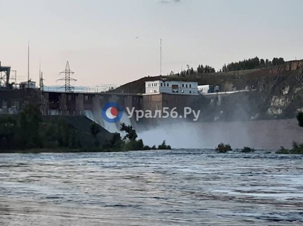 С 16 мая увеличен сброс с Ириклинского водохранилища до 60 кубометров в секунду