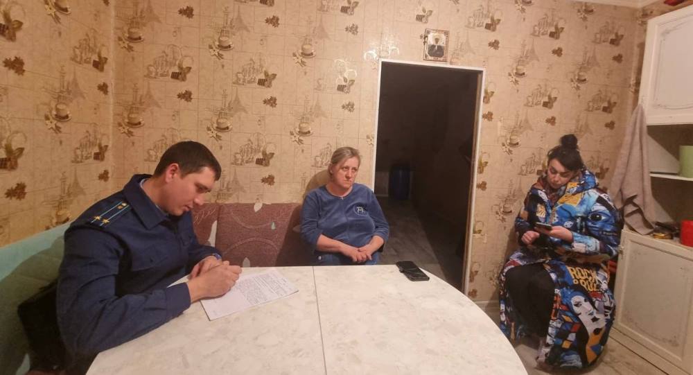 В Чебеньках работает прокуратура, фото - пресс-служба ведомства