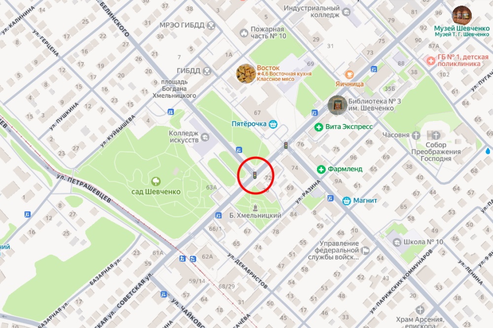 Перекресток улиц Советской и Белинского в Орске на Яндекс-карте