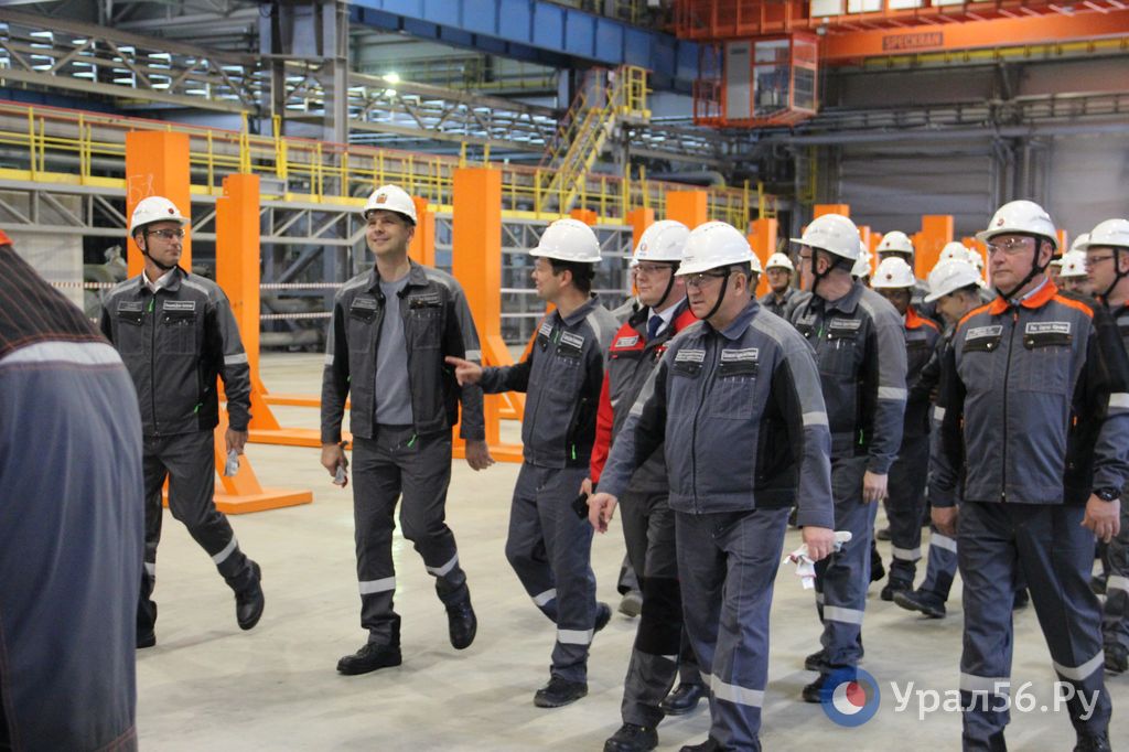 В Новотроицке открыли первый в области завод бесшовных труб