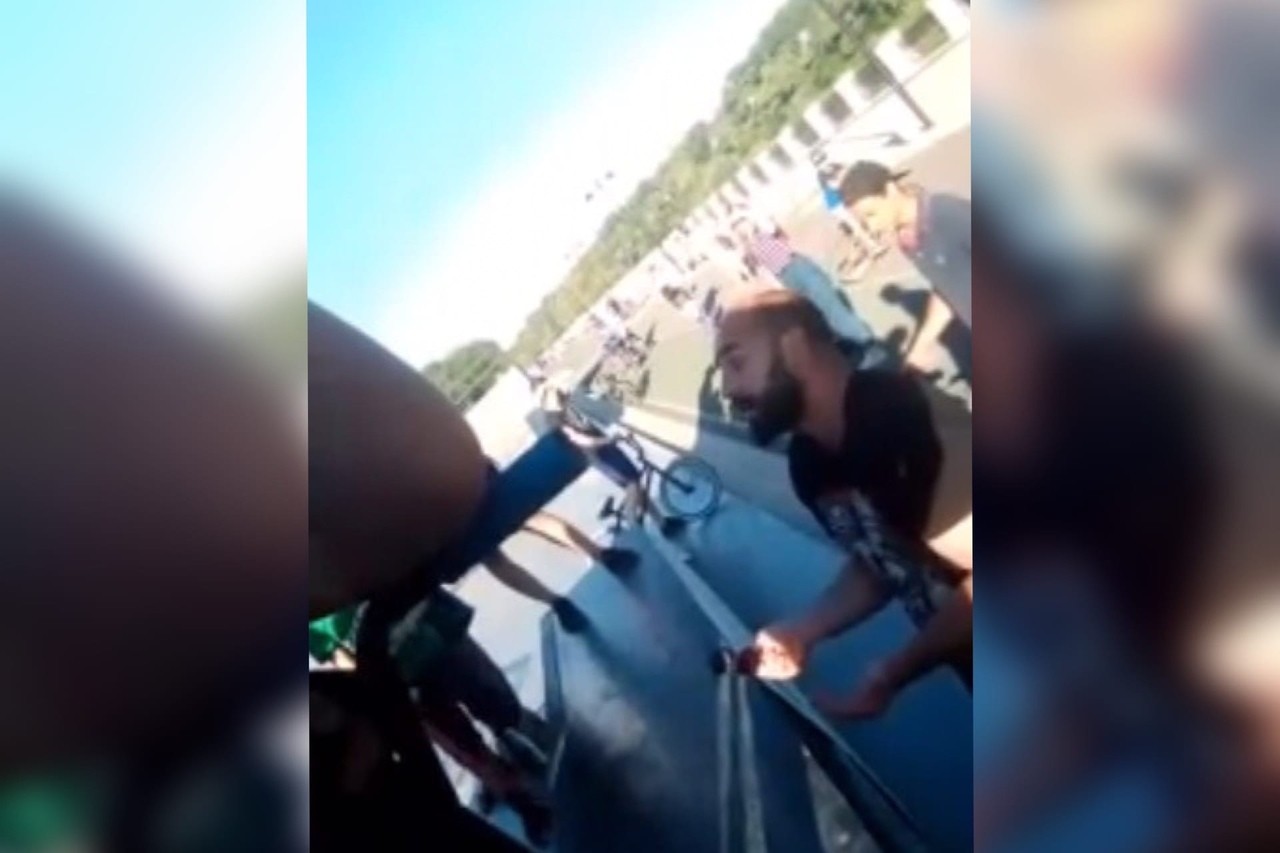 Скандал на скейт-площадке в Оренбурге: тренера по боксу, который разговаривал матом с подростками, отправили в спецприемник