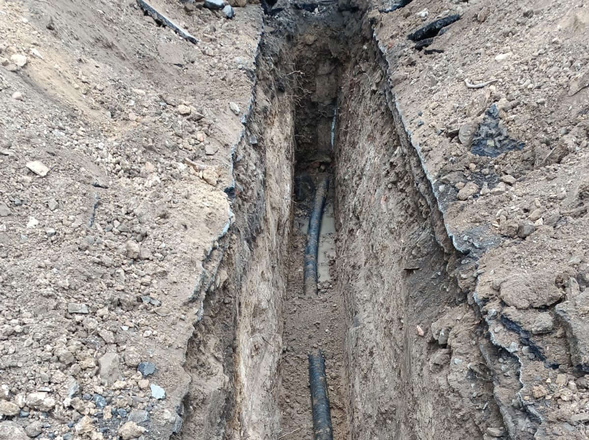 РВК-Орск заменил проблемный участок канализационной сети на улице Горького