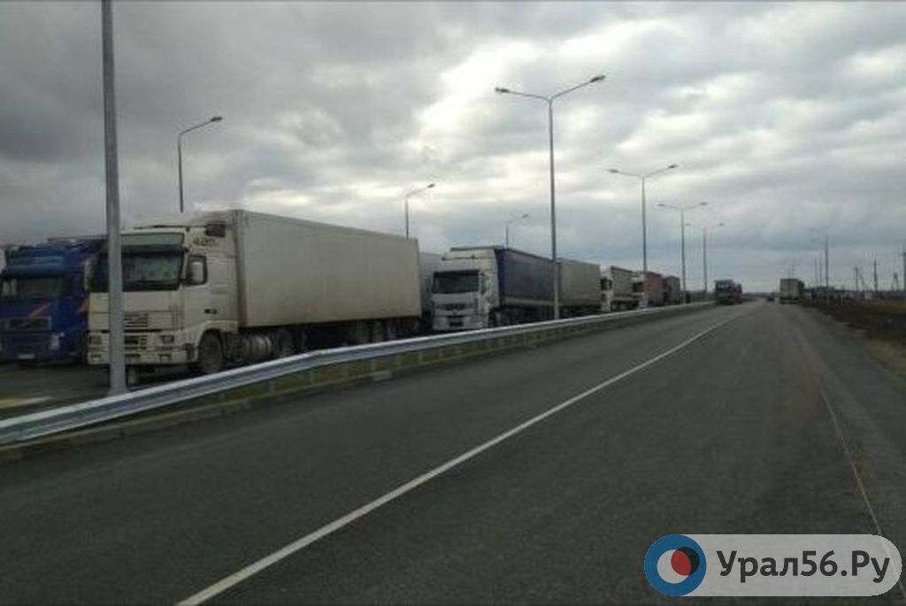 Трасса в Оренбургской области. Фото из архива