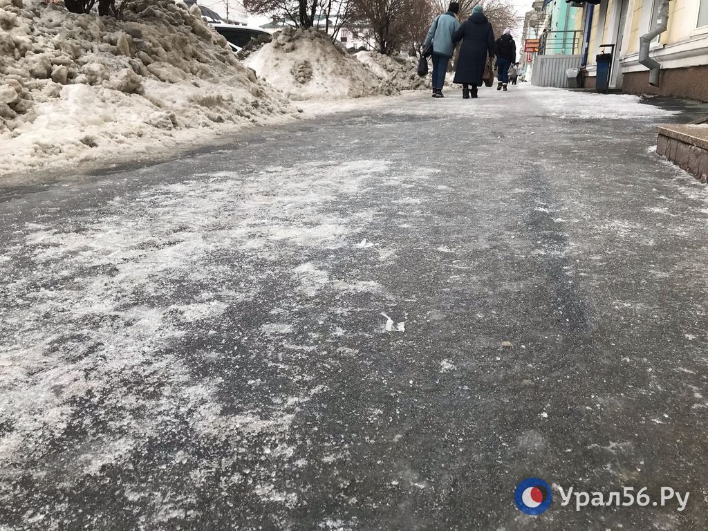 Тротуары в центре Орска 1 марта