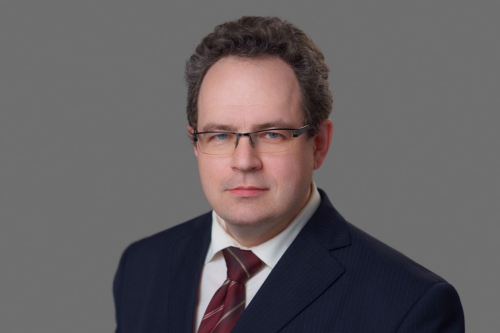Виктор Степанов