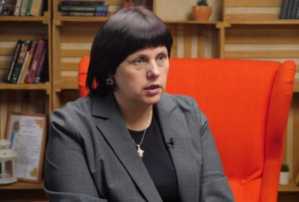 Сенатор Елена Афанасьева заявила, что будет выдвигать свою кандидатуру на пост губернатора Оренбургской области, если Денис Паслер уйдет