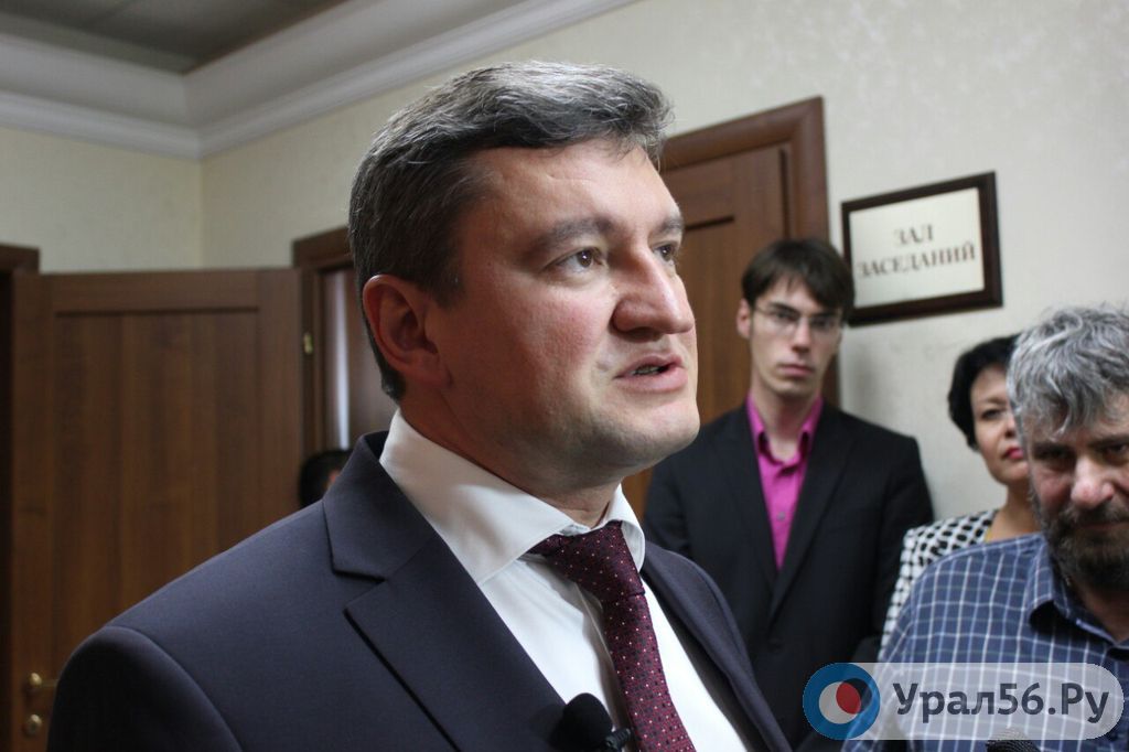 Главе Оренбурга Евгению Арапову направили предостережение от УФАС