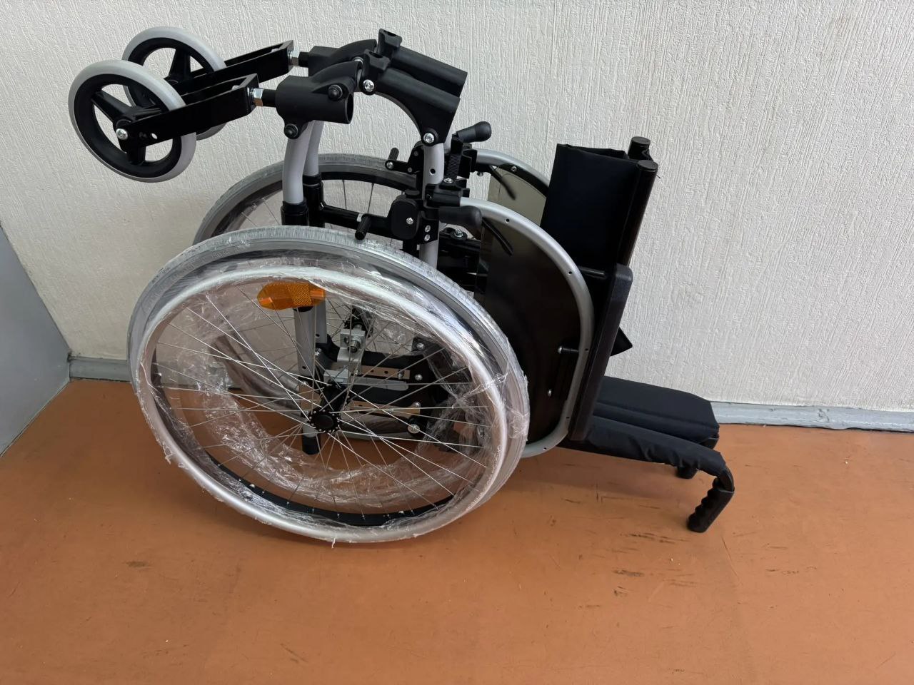 Инвалидная коляска. Фото: УМВД России по Оренбургской области