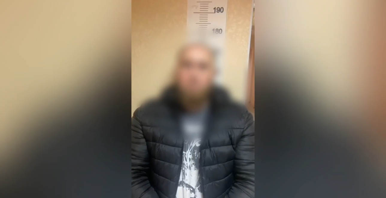Задержанный. Источник: Стоп-кадр из видео УМВД России по Оренбургской области