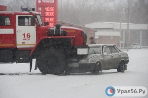 В Орске ВАЗ «влетел» под автомобиль противопожарной службы