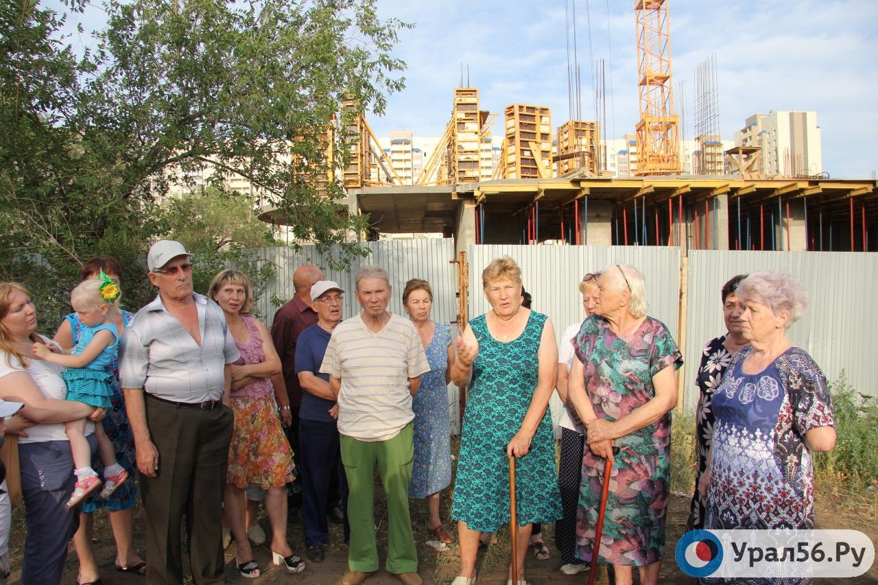 В Оренбурге жители улицы Алтайской обратились к президенту РФ