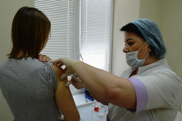 В праздничные выходные вакцинацию от гепатита А прошли почти 9,5 тысяч жителей Оренбургской области