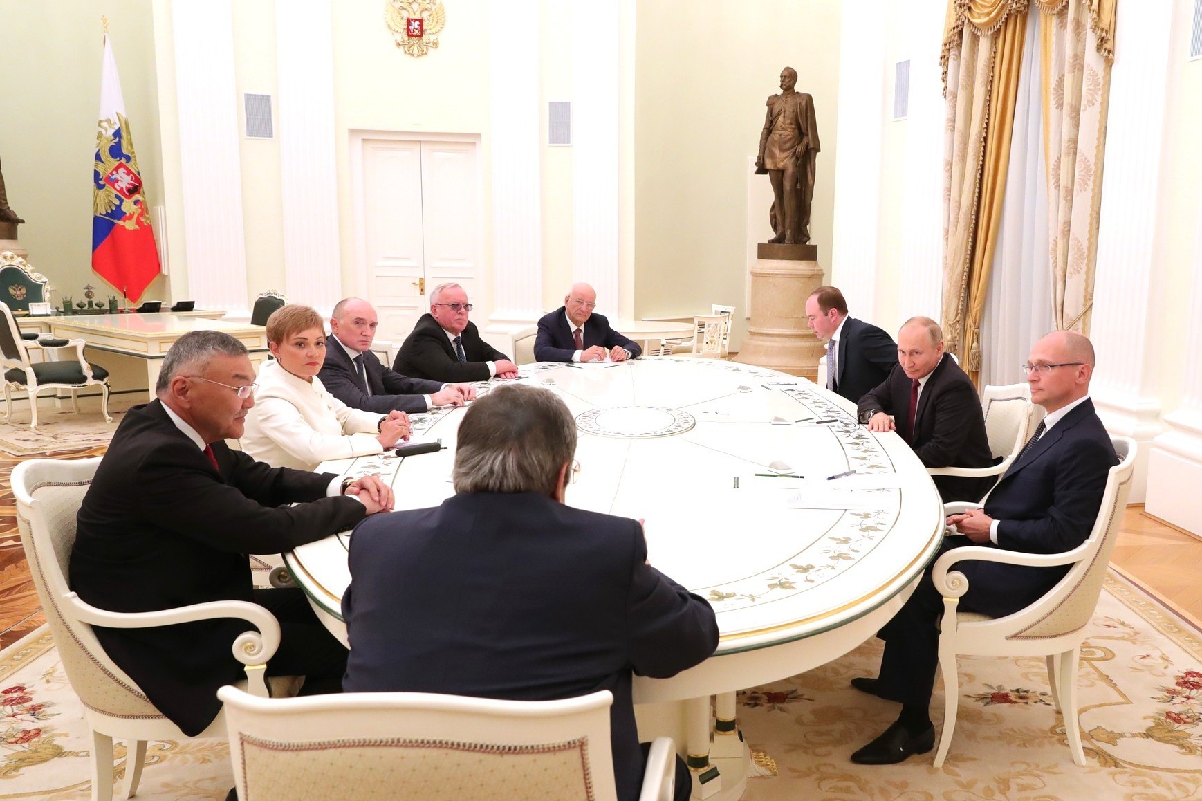 Встреча Владимира Путина с экс-губернаторами. Фото: сайт Кремля