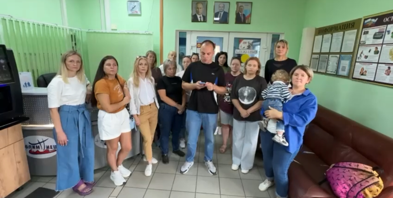 Родители обратились к региональным и федеральным властям с просьбой помочь восстановить спортшколу 1 им.Гейтца