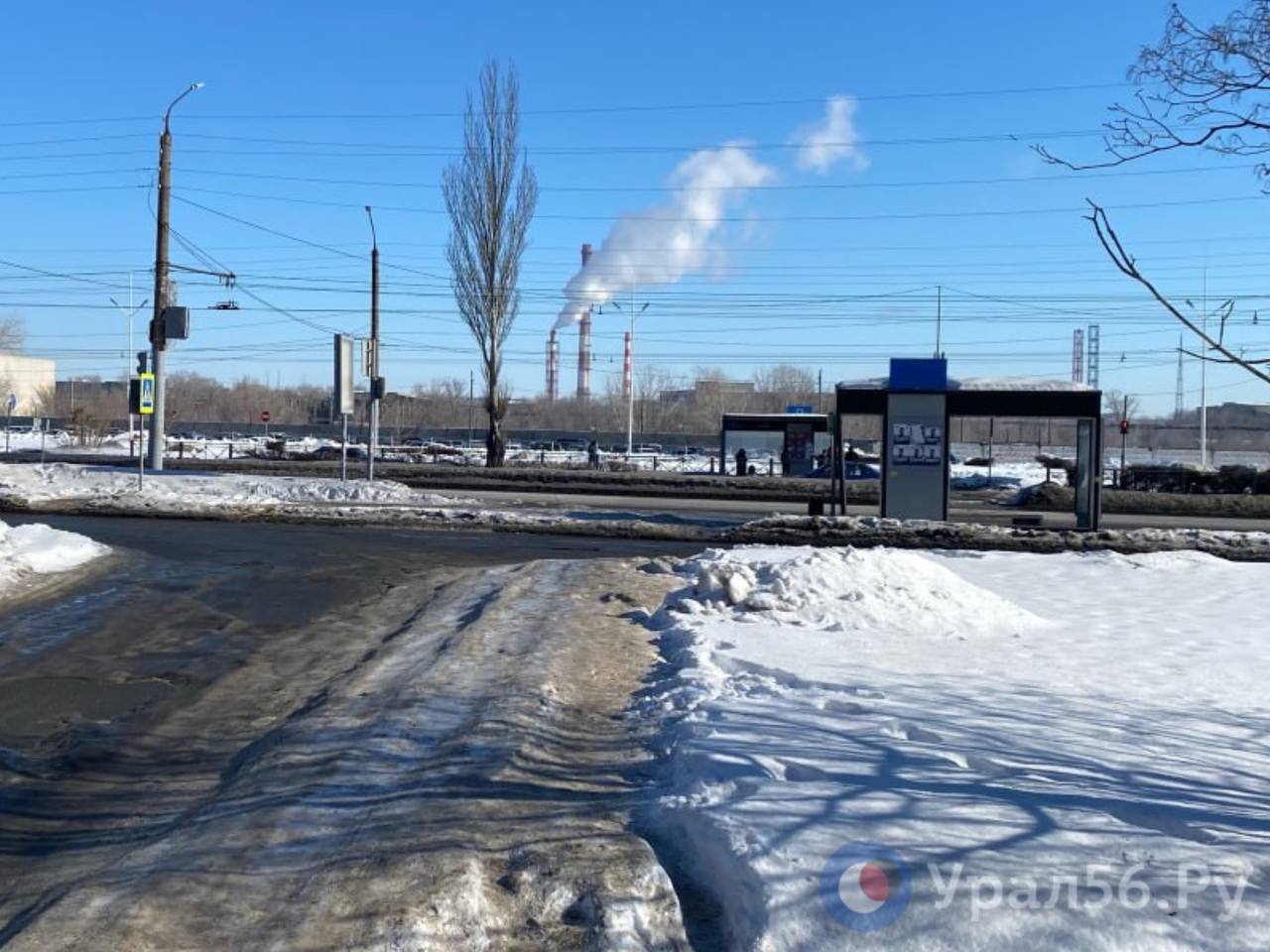 Остановка «м-н Салют». Фото из архива